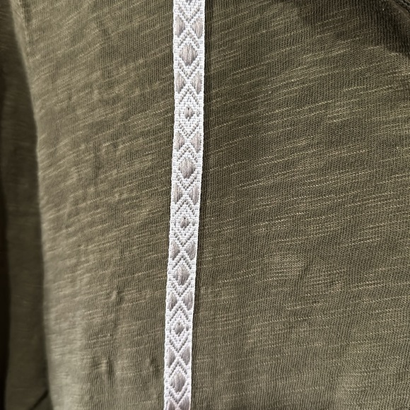 ❌SOLD❌Heather Green Olive Zipup Hoodie - Picture 4 of 6